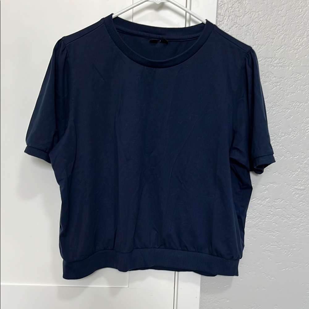 Tee